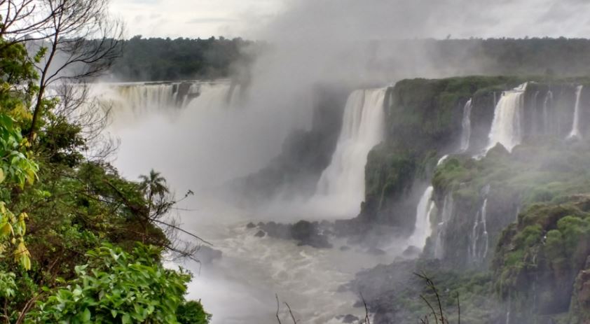 Conhea as Cataratas do Iguau e encante-se com tanta beleza