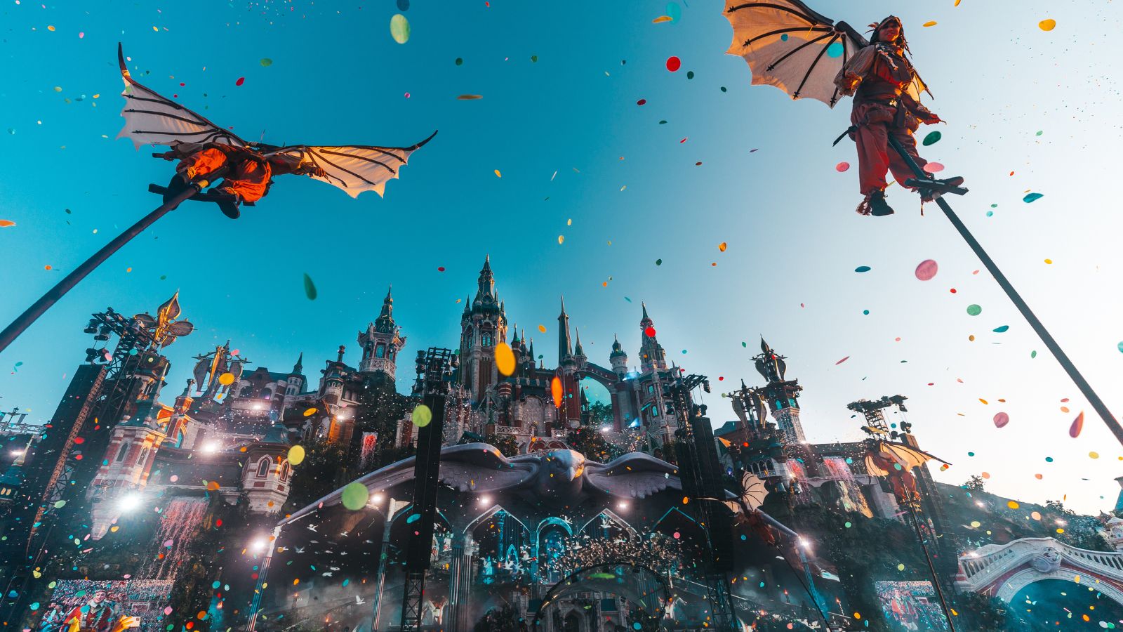 Palco Adscendo Mainstage conta com estrutura incrível e chega ao Brasil depois de ser a grande estrela no Tomorrowland Bélgica 2023